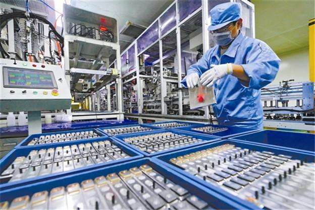 擬投資15億元建設(shè)硅碳負(fù)極、添加劑等鋰電材料項(xiàng)目